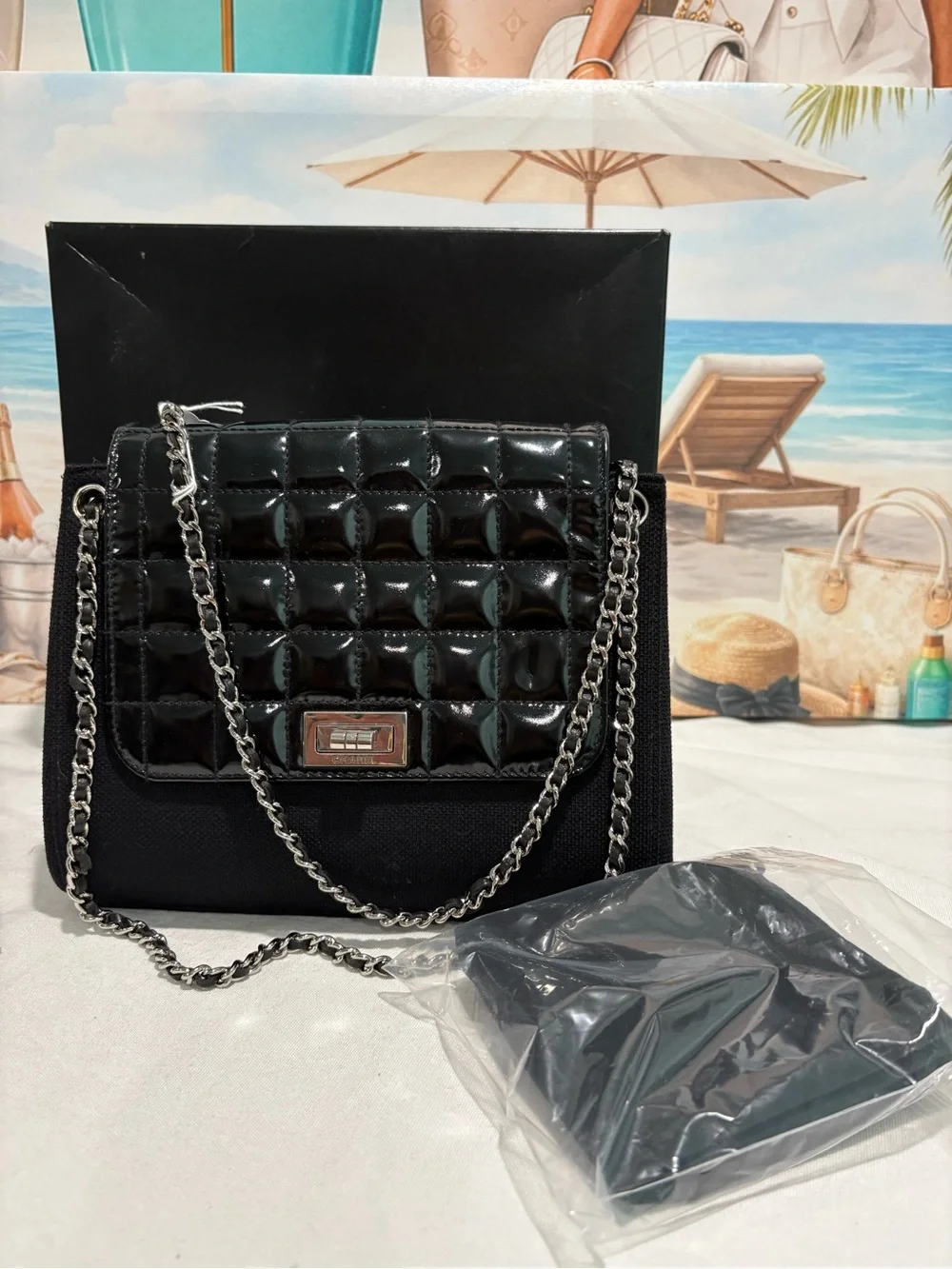 Authentic Chanel black Accordion Shoulder Bag w box duster and certificate